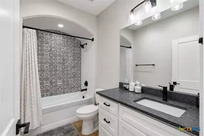 502 Town Hall Lane, Victoria, TX 77904 - Photo 21