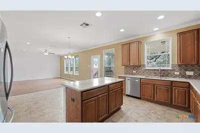 201 Sky Springs Pass, San Marcos, TX 78666 - Photo 19
