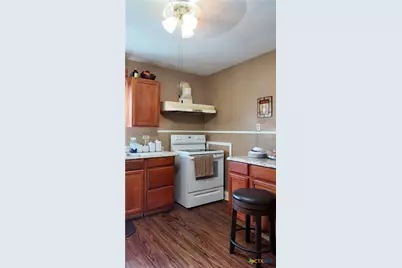 305 Dunn St., Cuero, TX 77954 - Photo 13