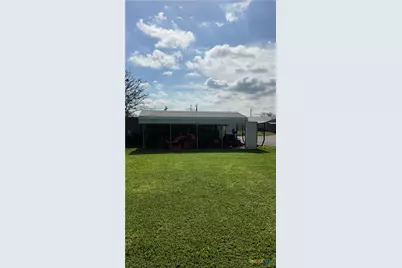 305 Dunn St., Cuero, TX 77954 - Photo 5