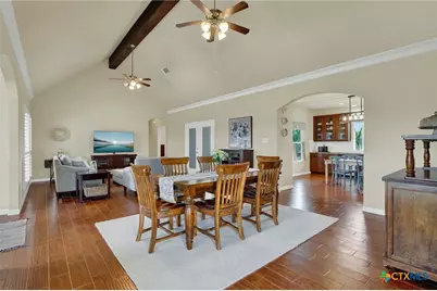 2048 E Martindale Road, Seguin, TX 78155 - Photo 5
