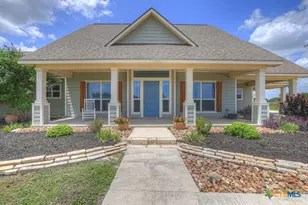 2048 E Martindale Rd, Seguin, TX 78155 - Photo 1
