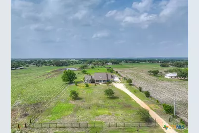 2048 E Martindale Road, Seguin, TX 78155 - Photo 39