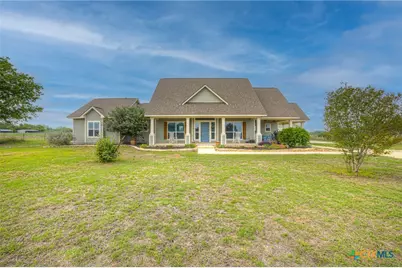 2048 E Martindale Road, Seguin, TX 78155 - Photo 3