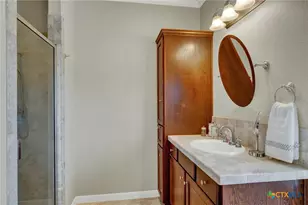 2048 E Martindale Rd, Seguin, TX 78155 - Photo 19