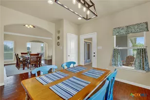 2048 E Martindale Rd, Seguin, TX 78155 - Photo 13