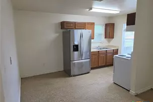 15 S 10th St, Temple, TX 76501 - Photo 3