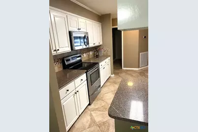 213 Paisano Drive, Victoria, TX 77904 - Photo 7