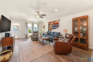 522 Sand Trail St, New Braunfels, TX 78130 - Photo 9