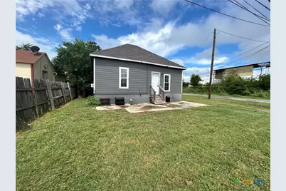 400 Symes Street #A, Taylor, TX 76574 - Photo 5