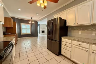 689 River Run, New Braunfels, TX 78132 - Photo 9