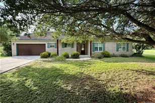 689 River Run, New Braunfels, TX 78132 - Photo 1
