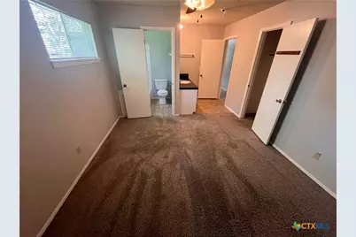 900 Hazelton Street, San Marcos, TX 78666 - Photo 7