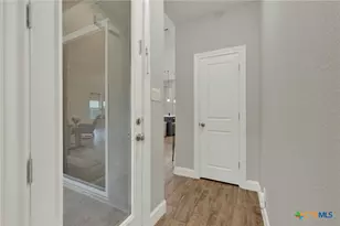 1104 Carriage Loop, New Braunfels, TX 78132 - Photo 23