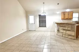 1439 Bonnyview Dr, Canyon Lake, TX 78133 - Photo 9