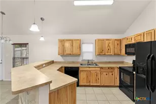 1439 Bonnyview Dr, Canyon Lake, TX 78133 - Photo 5