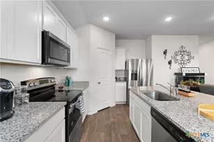 101 Gather, Seguin, TX 78155 - Photo 11