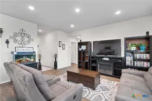 101 Gather, Seguin, TX 78155 - Photo 9