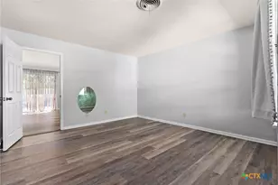 1205 S 7th St, Copperas Cove, TX 76522 - Photo 5