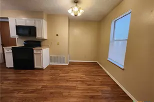 929 Ohio Ave, New Braunfels, TX 78130 - Photo 7