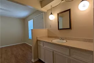 929 Ohio Ave, New Braunfels, TX 78130 - Photo 21