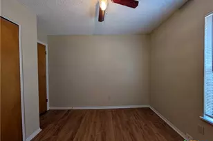 929 Ohio Ave, New Braunfels, TX 78130 - Photo 25