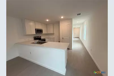 130 Pastar Falls, Seguin, TX 78155 - Photo 3