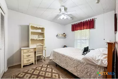 713 W Mary Jane Drive, Killeen, TX 76541 - Photo 23