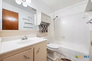 713 W Mary Jane Dr, Killeen, TX 76541 - Photo 25