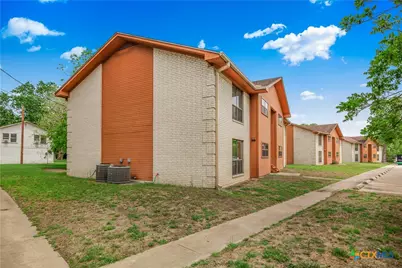 603 E Gonzales and 201 Pecan St Street, Yoakum, TX 77995 - Photo 7