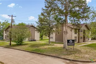 603 E Gonzales and 201 Pecan St St, Yoakum, TX 77995 - Photo 1