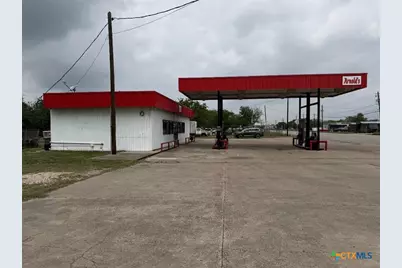 3011 S Laurent Street, Victoria, TX 77901 - Photo 5