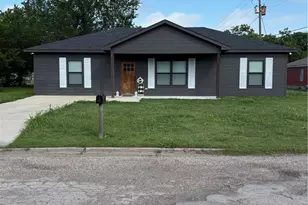 107 S Lexington St, Holland, TX 76534 - Photo 1