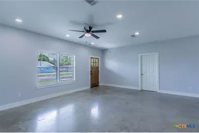 107 S Lexington Street, Holland, TX 76534 - Photo 7