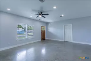 107 S Lexington St, Holland, TX 76534 - Photo 7