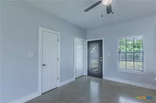 107 S Lexington St, Holland, TX 76534 - Photo 11