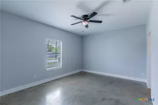 107 S Lexington St, Holland, TX 76534 - Photo 11
