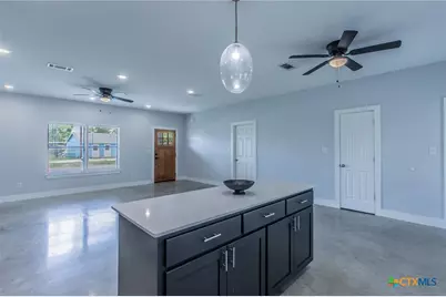 107 S Lexington Street, Holland, TX 76534 - Photo 9