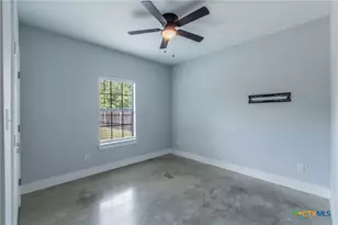 107 S Lexington St, Holland, TX 76534 - Photo 21