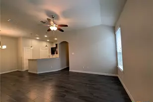 546 Creekside Frst, New Braunfels, TX 78130 - Photo 3