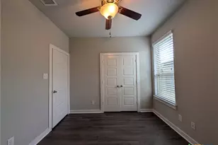 546 Creekside Frst, New Braunfels, TX 78130 - Photo 15