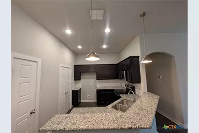 546 Creekside Forest, New Braunfels, TX 78130 - Photo 7