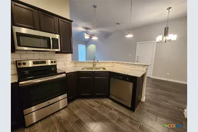 546 Creekside Forest, New Braunfels, TX 78130 - Photo 7