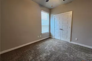 546 Creekside Frst, New Braunfels, TX 78130 - Photo 11