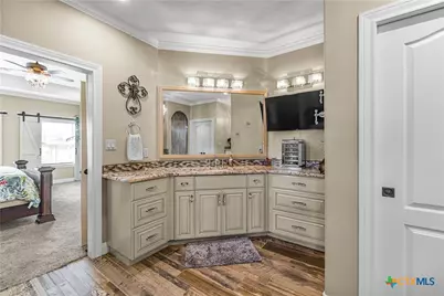254 Sendera Loop, Victoria, TX 77904 - Photo 31