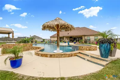 254 Sendera Loop, Victoria, TX 77904 - Photo 9
