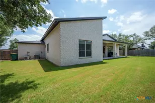5029 Bella Charca Pkwy, Nolanville, TX 76559 - Photo 43