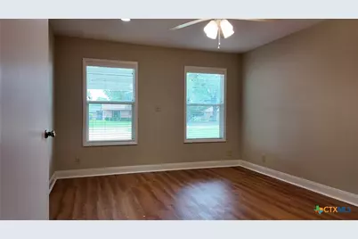 608 W Thomas, Cuero, TX 77954 - Photo 11