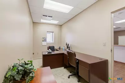 8316 Lone Tree Road, Victoria, TX 77905 - Photo 15