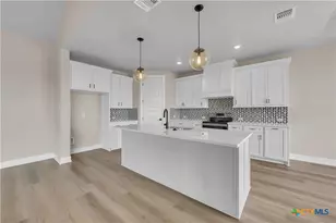 5063 Fenceline Trl, Nolanville, TX 76559 - Photo 5